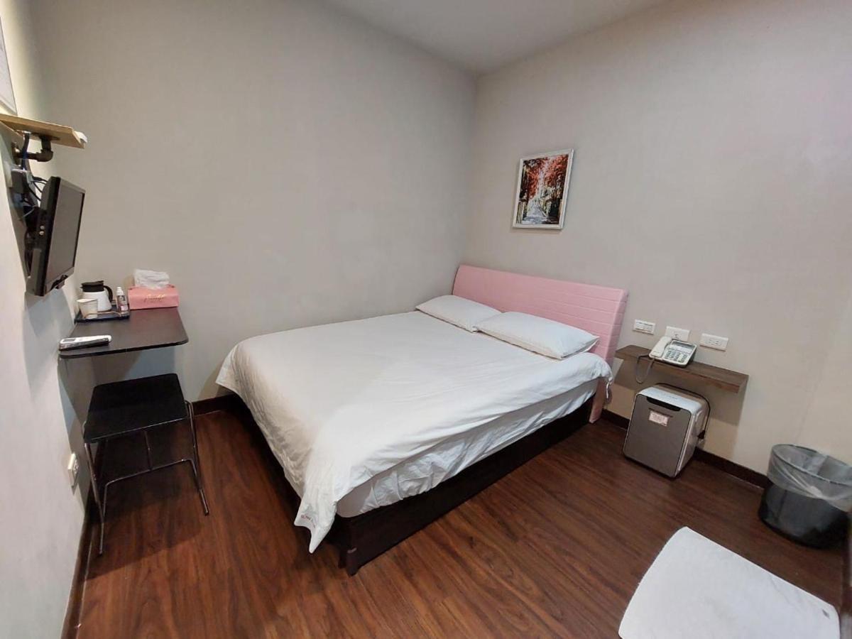 Swf淡水新五福旅館 Sinwufu Hotel Eksteriør billede